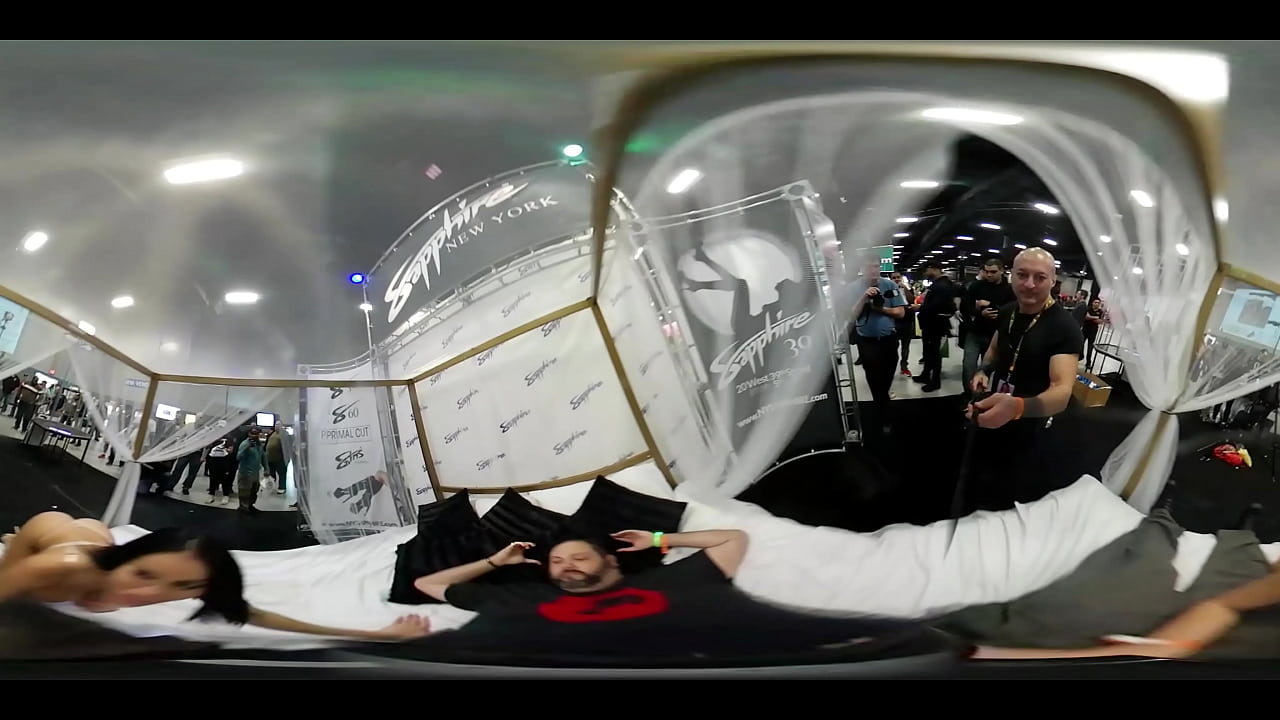 360 video of simulated sex at expo