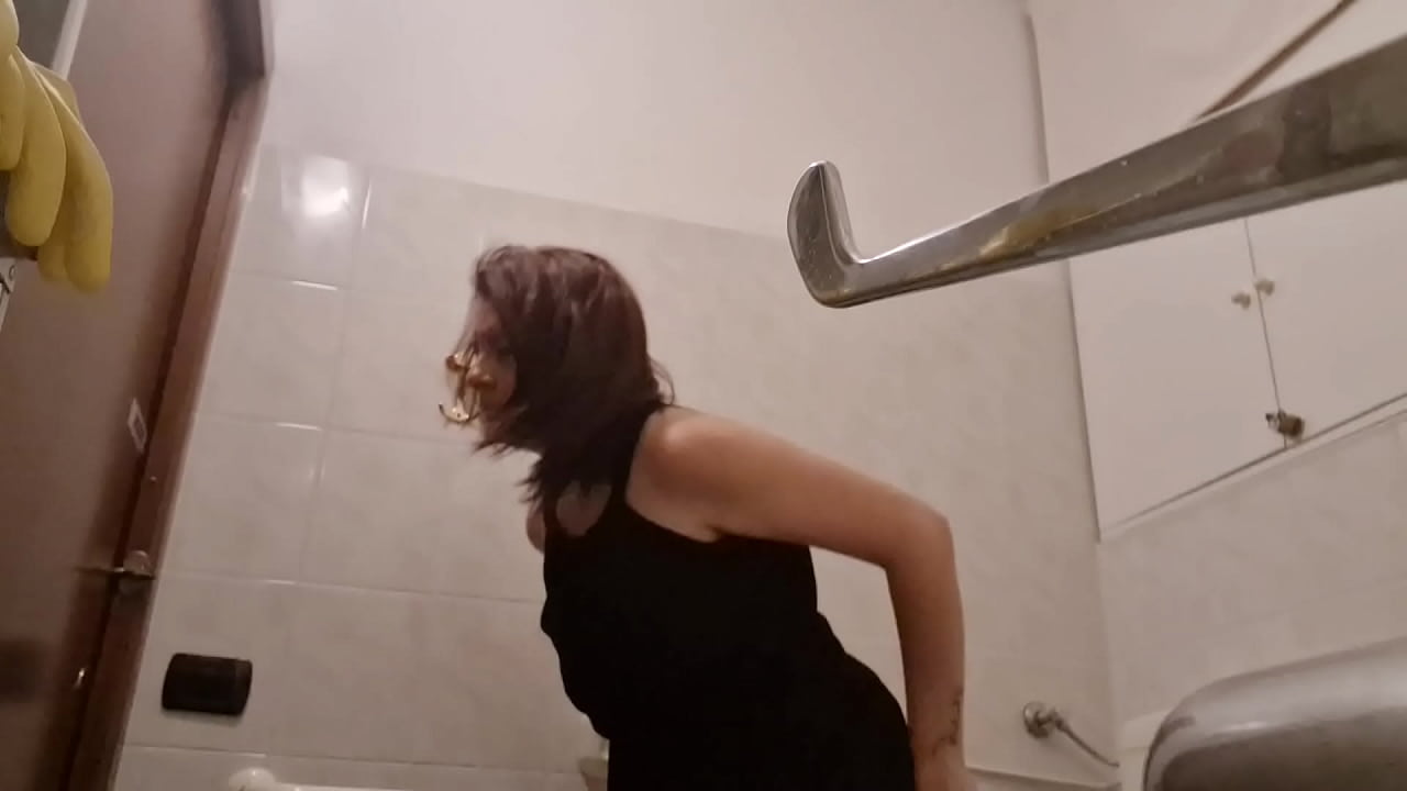 Collection of sexy pee in public toilet