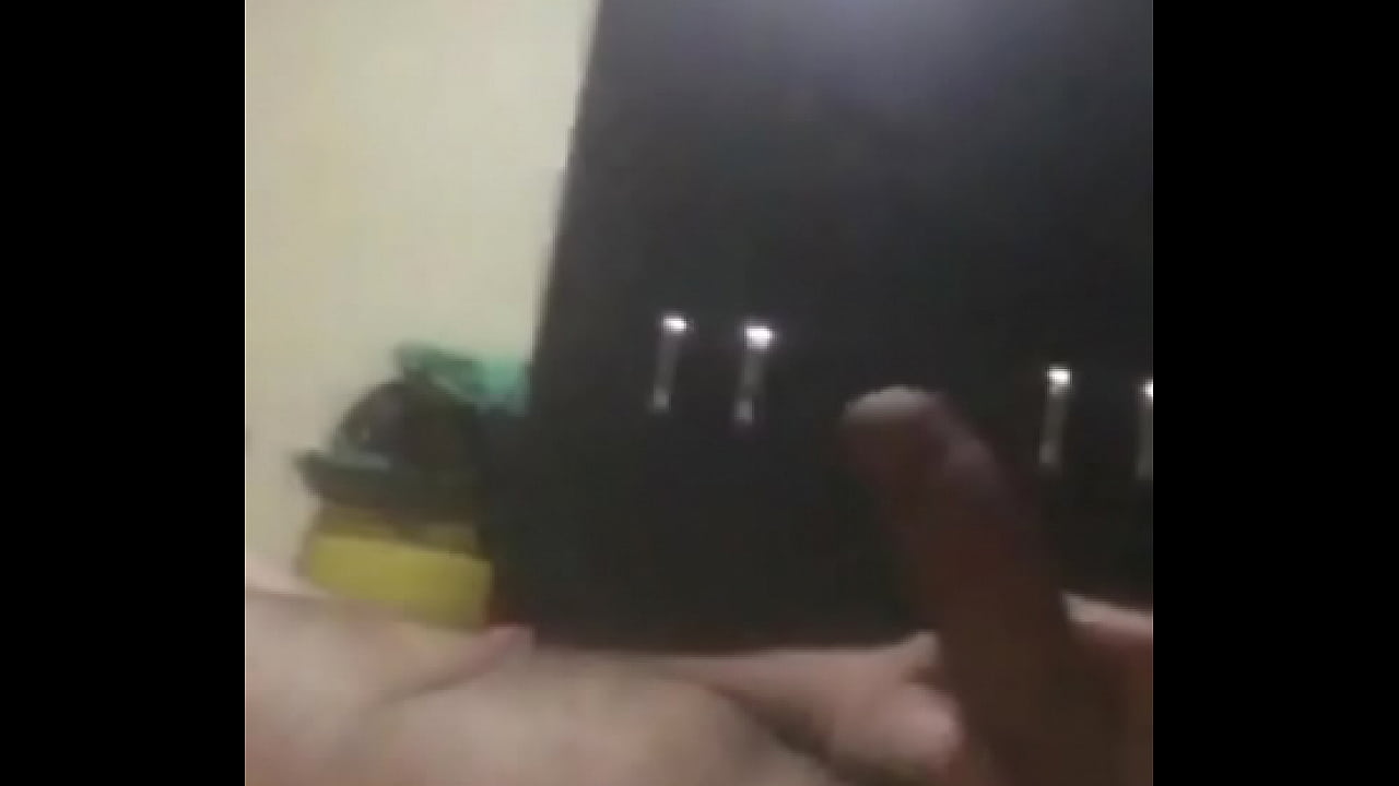 Masturbación por videollamada de amigos