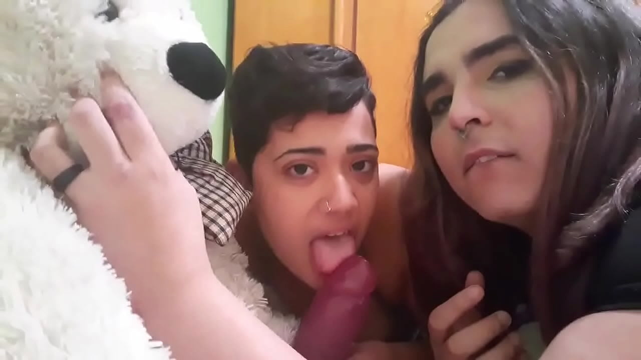 URSINHO PIROCUDO COMENDO 2 ATRIZES PORNÔ - Com Duda Hugnen - ME SEGUE EM MINHAS OUTRAS REDES SOCIAIS @ALICEHAELXV