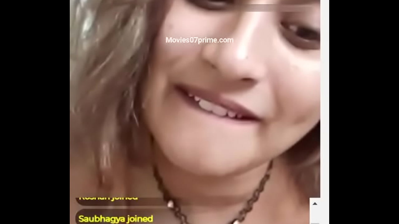 Desi Girl Model with Huge milky boobs Exposing Deep Cleavage on Video Call