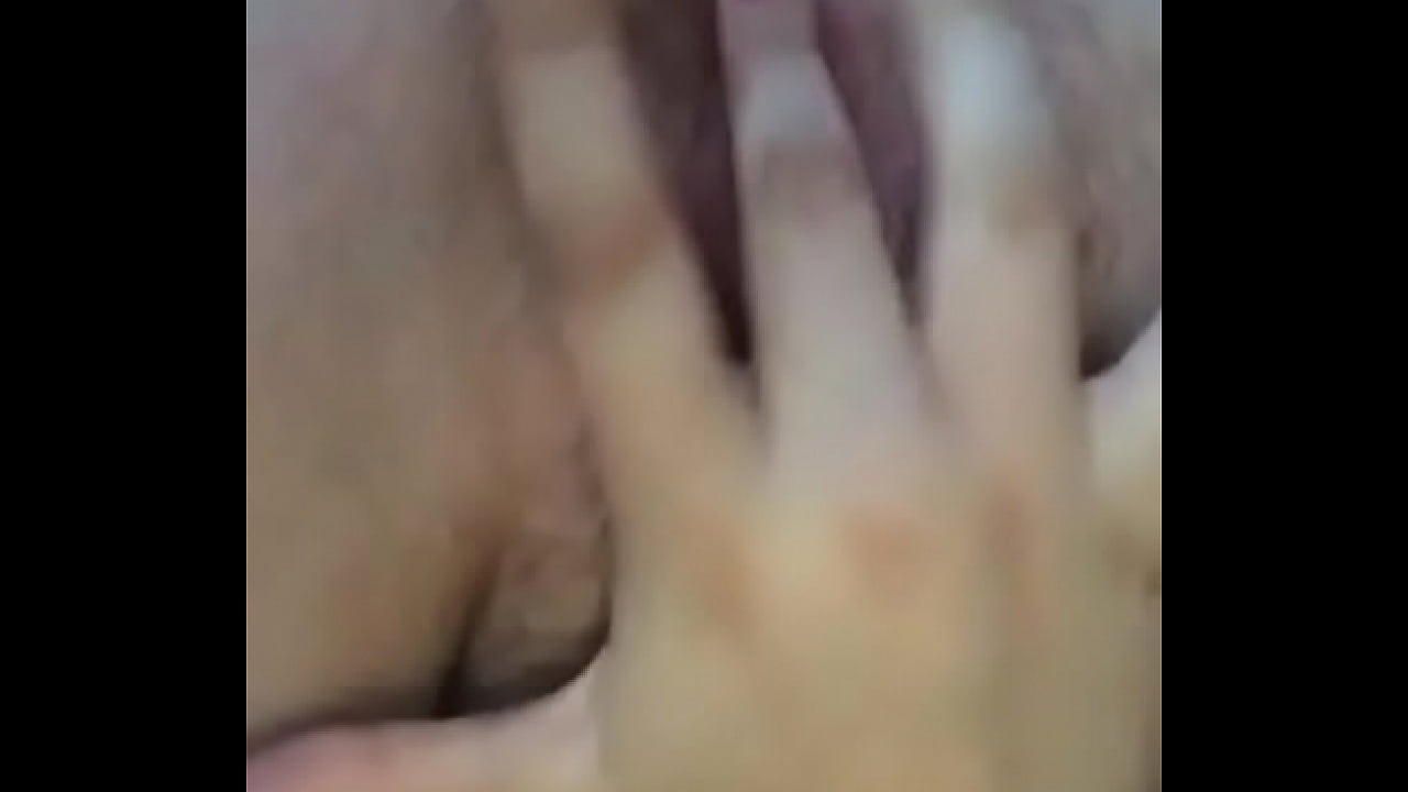 Fingering my pussy so good