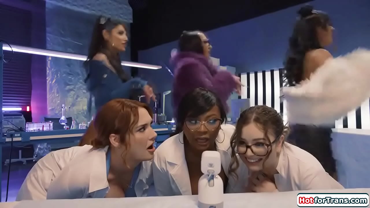 Trandroids Eva Maxim,Khloe Kay and Zariah Aura are sexually on the loose and the scientists have to fuck to the big tits shemales to overload them