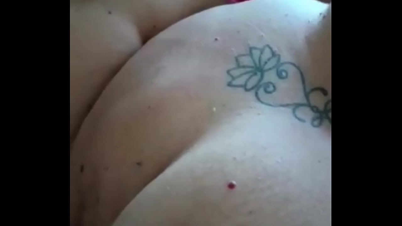 Video di una troia che si masturba in diretta