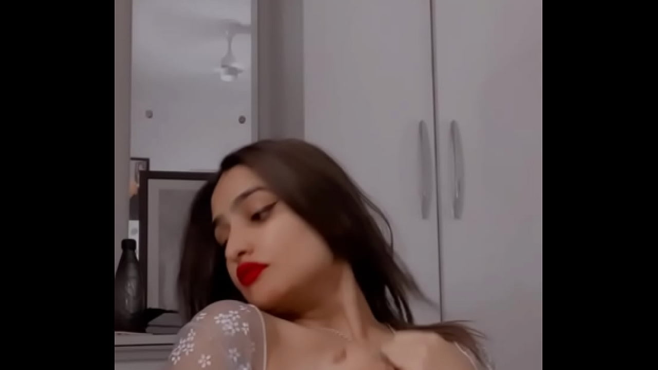 Desi girl nude dance