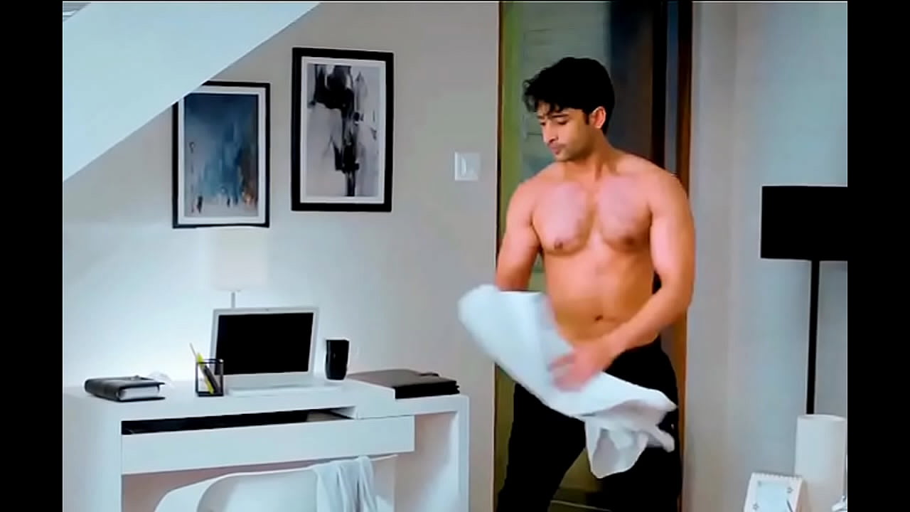 Indian serial actor naked body & abs
