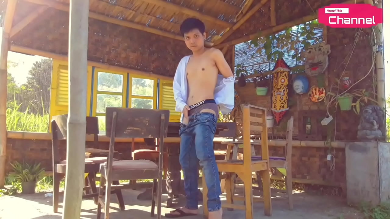 Hot Asian Teen - Porn Star Model Hansel Thio Celebrates His Award P3