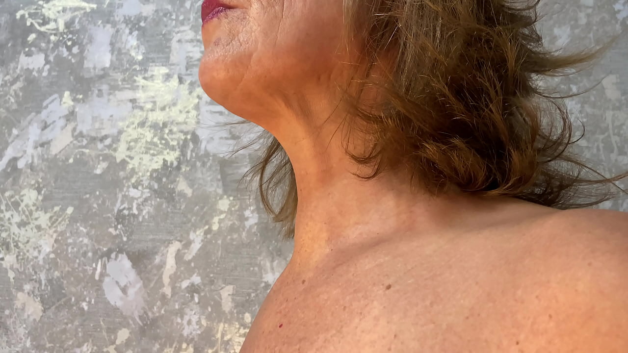 Gilf custom video for ,Australian viewer food fetish