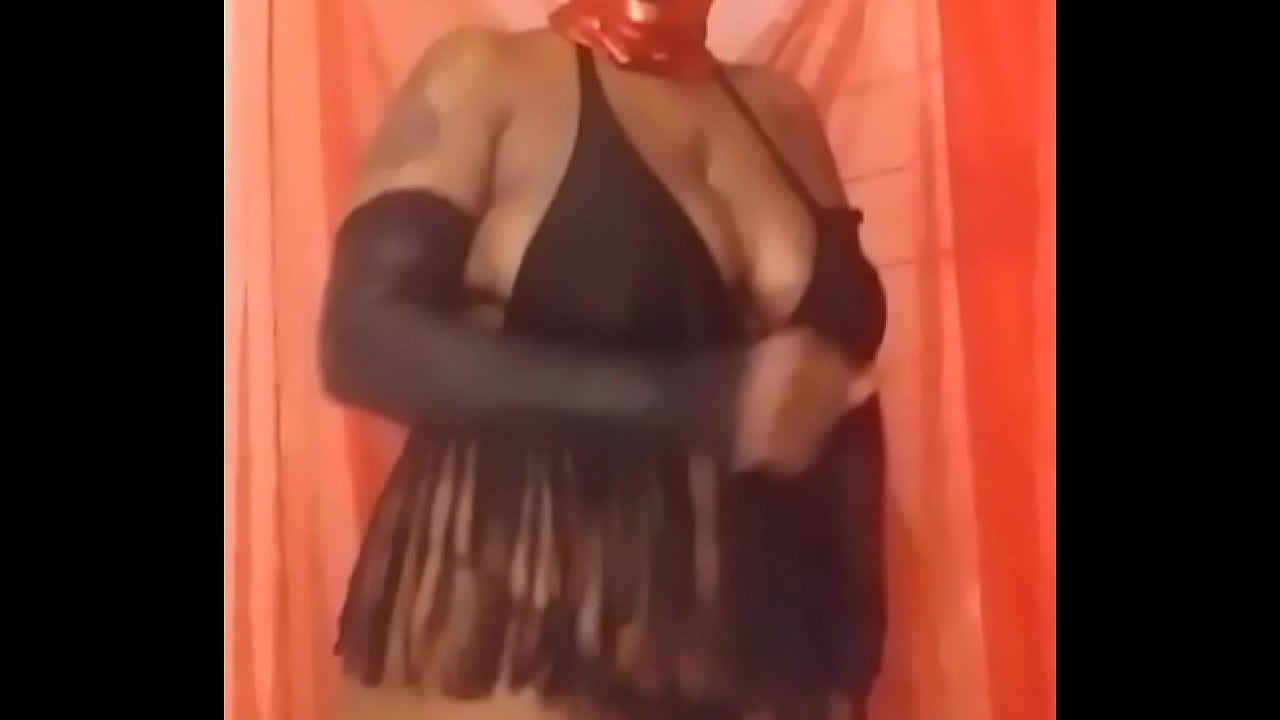 NPLEASURES red mask fetish