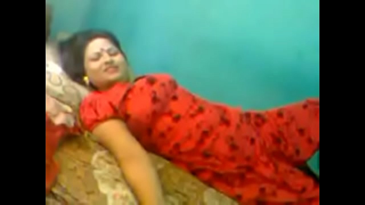 hot sexy kaamwali fucking by uncle at office
