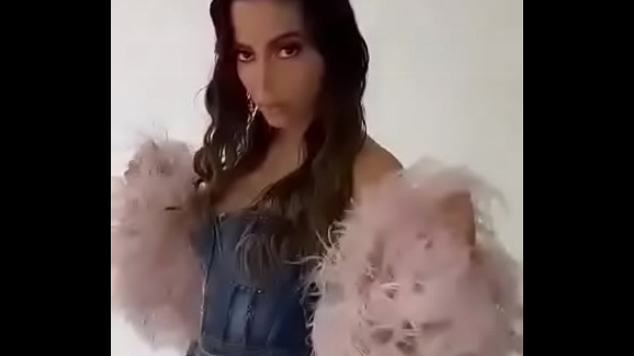 #Anitta