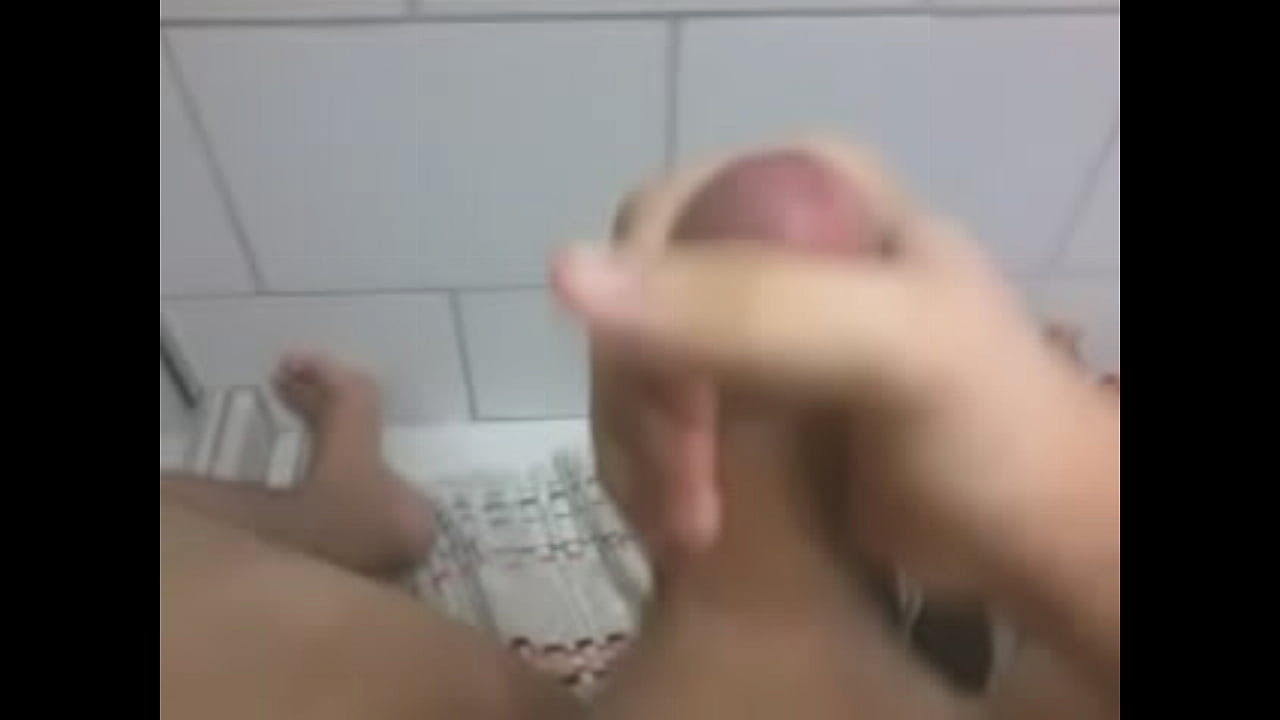 Gordinho pau pequeno gozando pela terceira vez. (Small Cock)