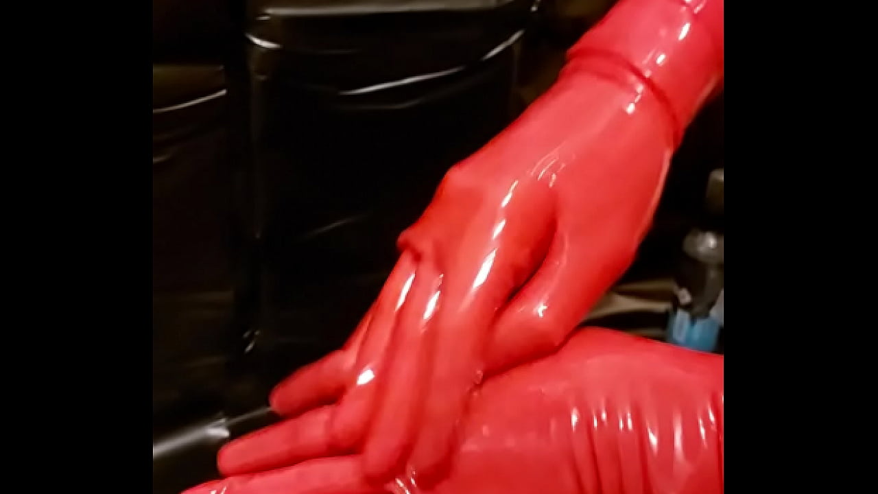 Dreamofevolutionvip red latex GLoves