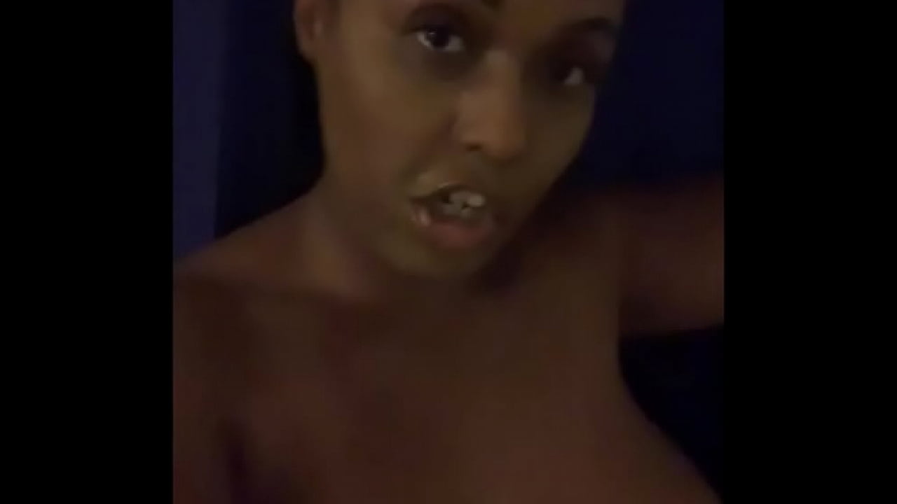 Sexy Ebony On Pussy