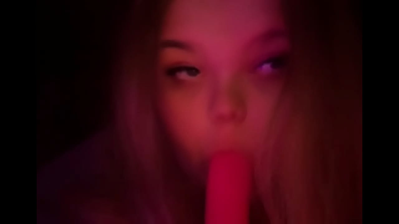 Young Whore Do A Blowjob