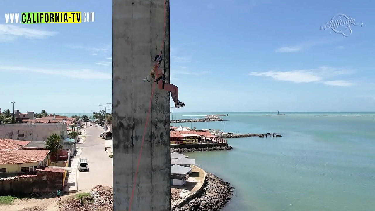 duas gostosas cheias de tesão no paraiso