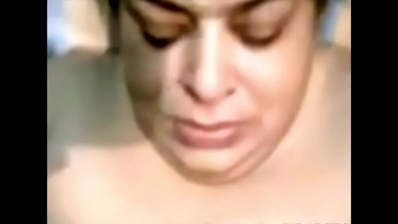 Indian Aunty Blowjob And Cumshot on Face