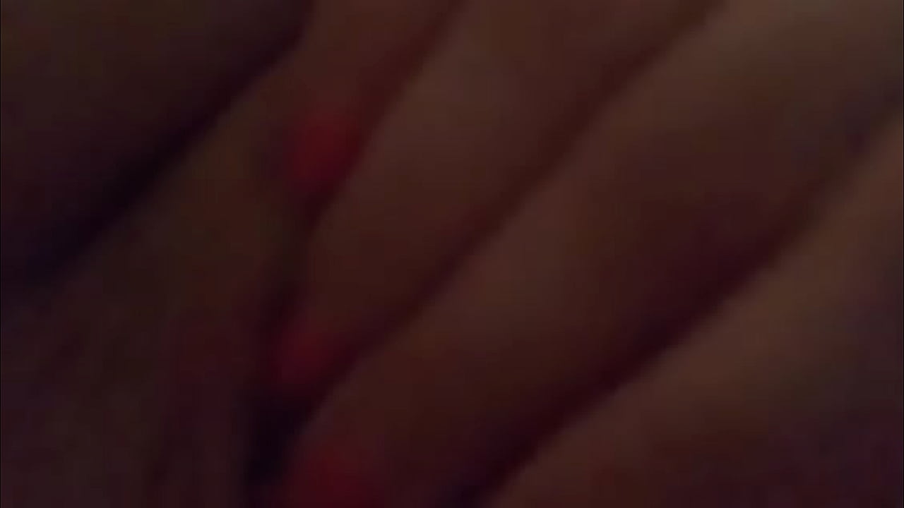 Sexy ex-girlfriend masturbating tease video