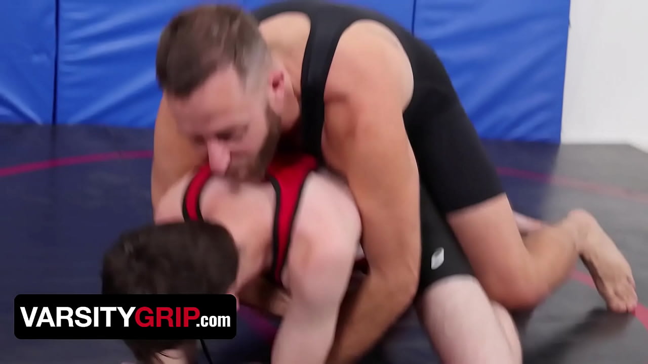 Cute Boy Dakota Lovell Submits His Twink Asshole To Dominative Coach Joel Someone - VarsityGrip