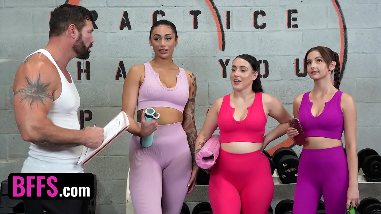 The Gym Is The Perfect Place For A Reverse Gangbang - BFFS