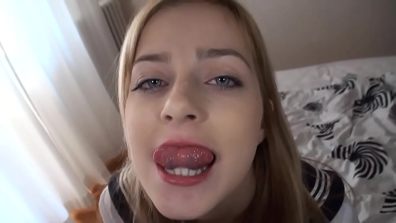 Abigaile Johnson swallow cum