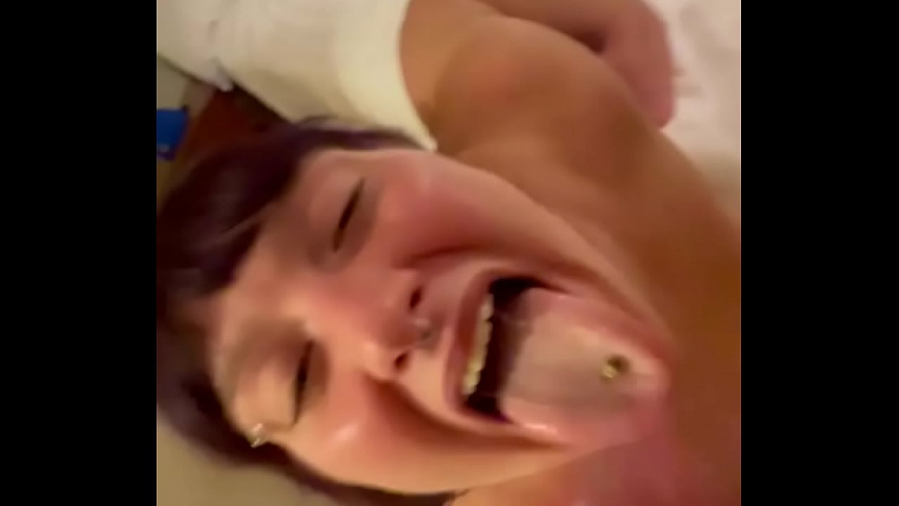 Cum in mouth !!