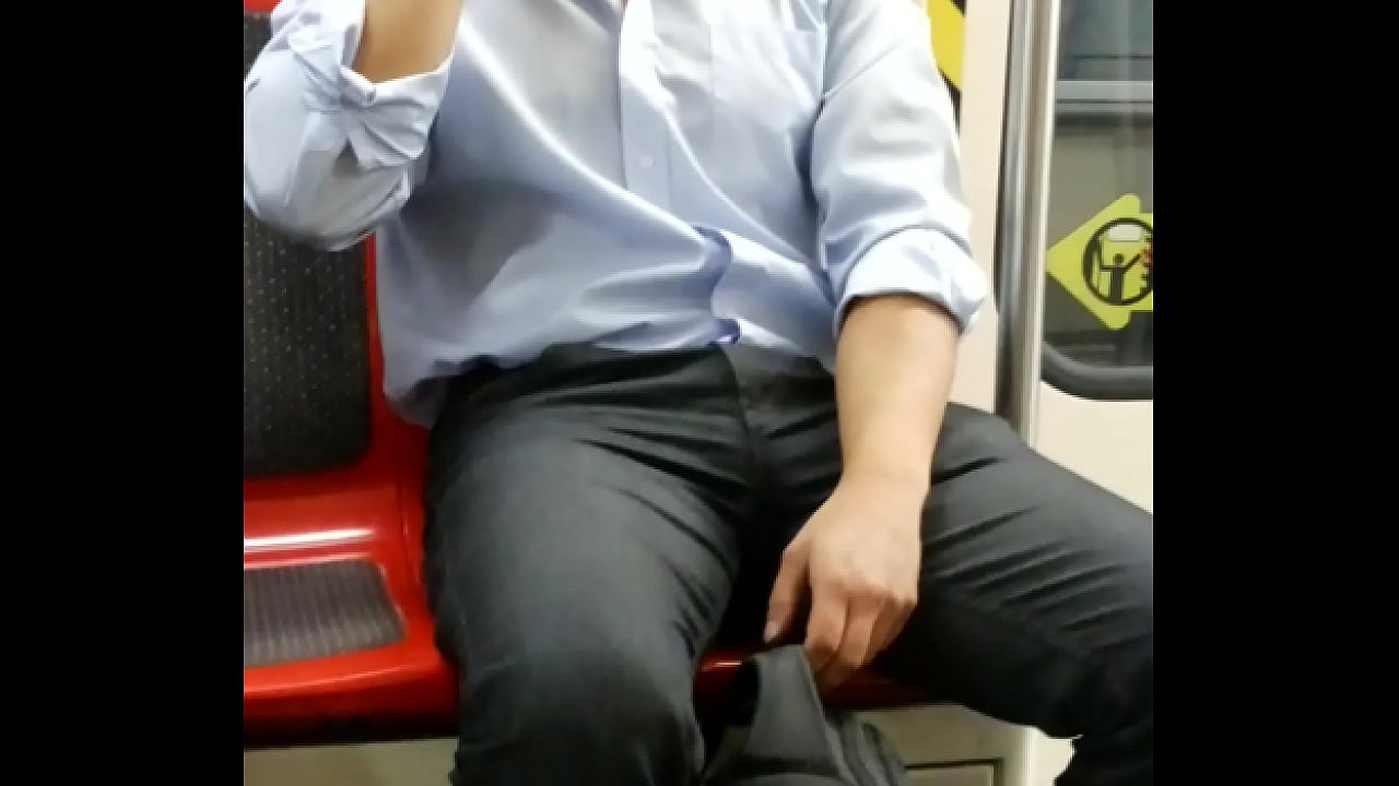 cute guy bulge subway