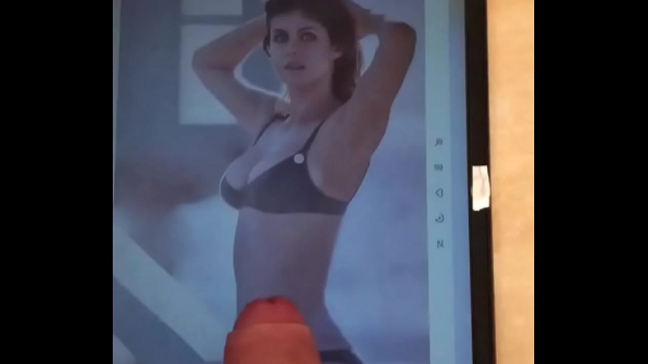 Wanking to Alexandra Daddario till my big dick covers her in cum