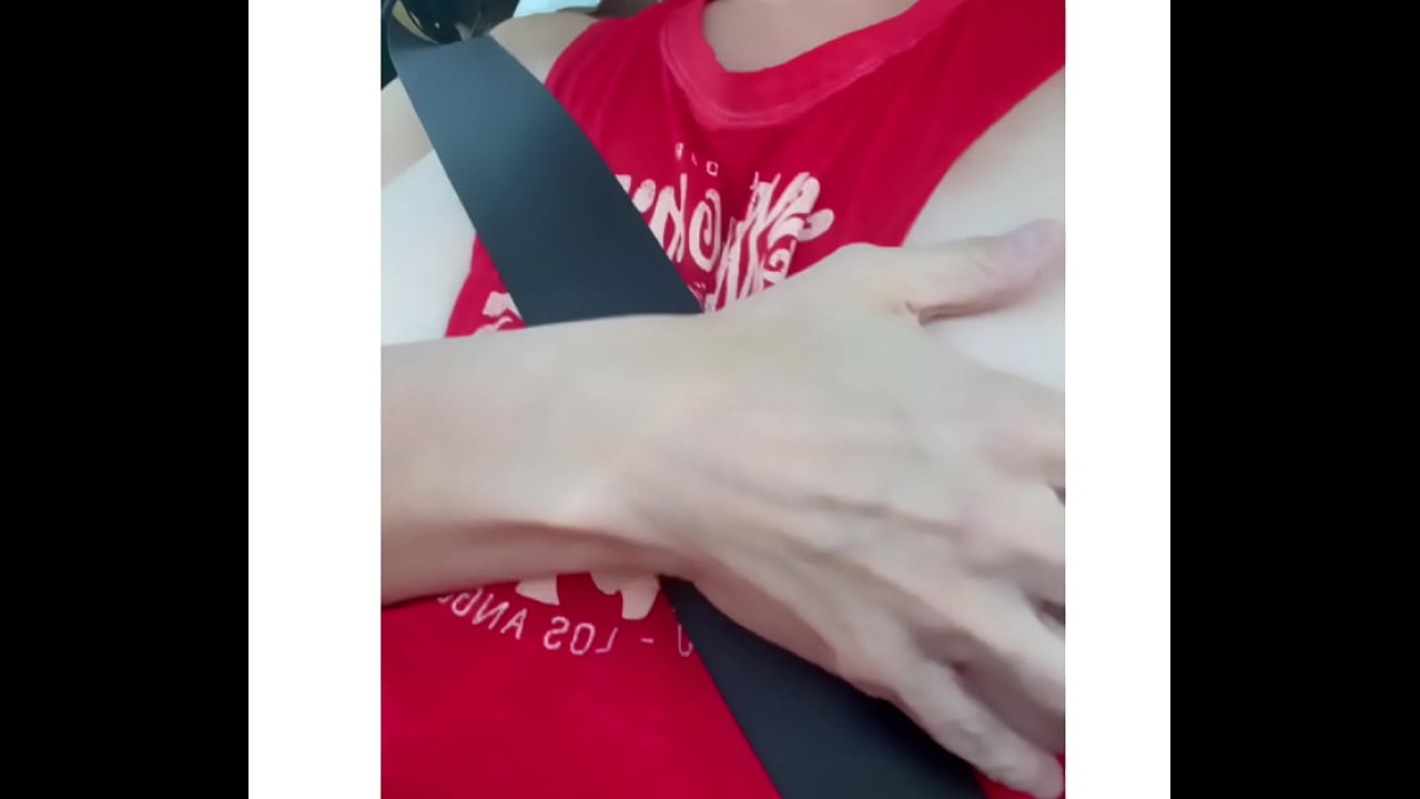Flashing truckers while driving