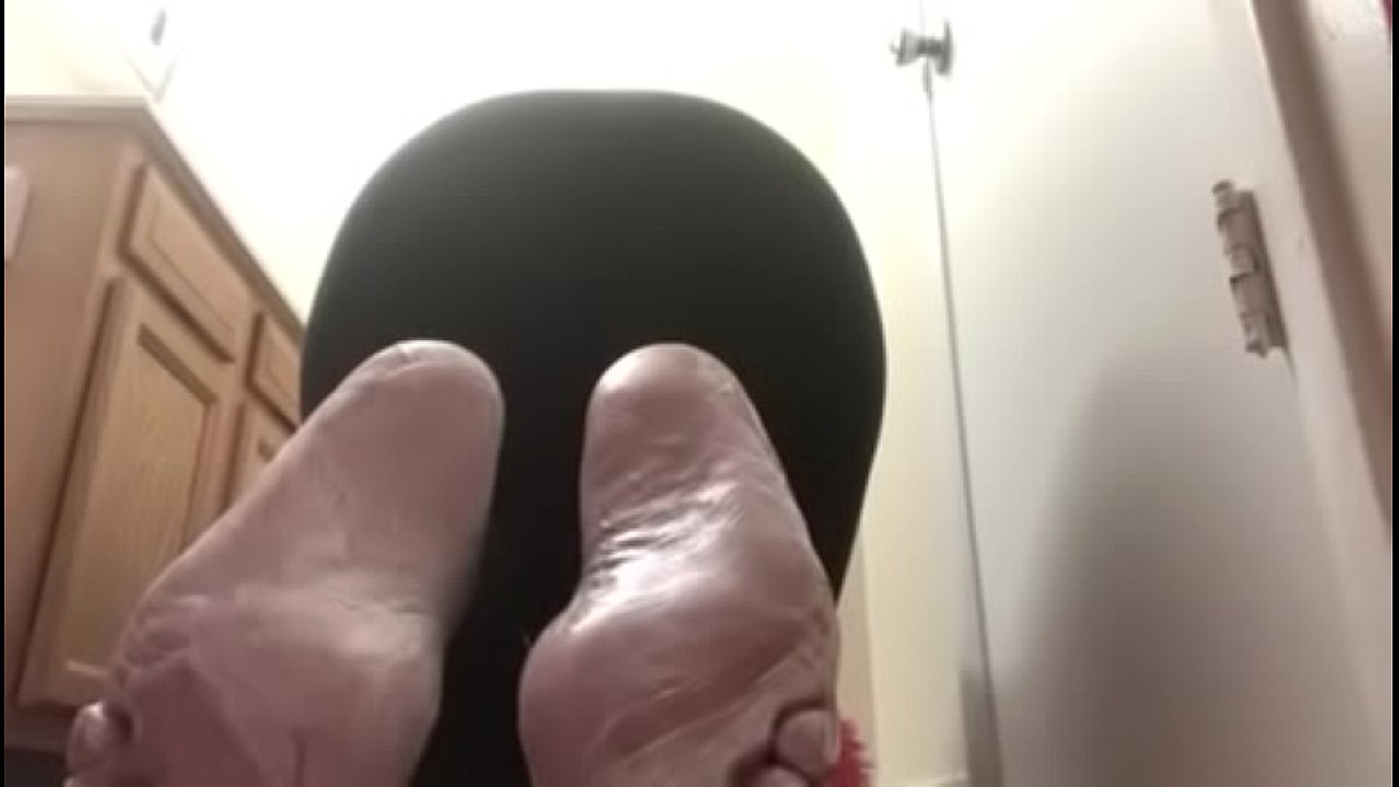 Feet fetish dmv