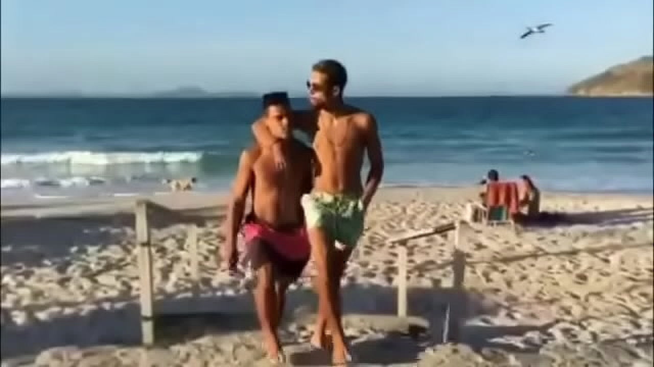 começando na praia