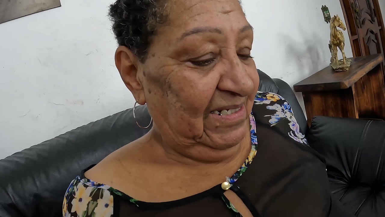 Bastidores da bisavó de 71 anos Dora Rodrigues