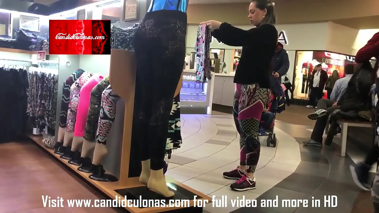 SAMPLE VIDEO PAWG IN COLORFUL LEGGINGS