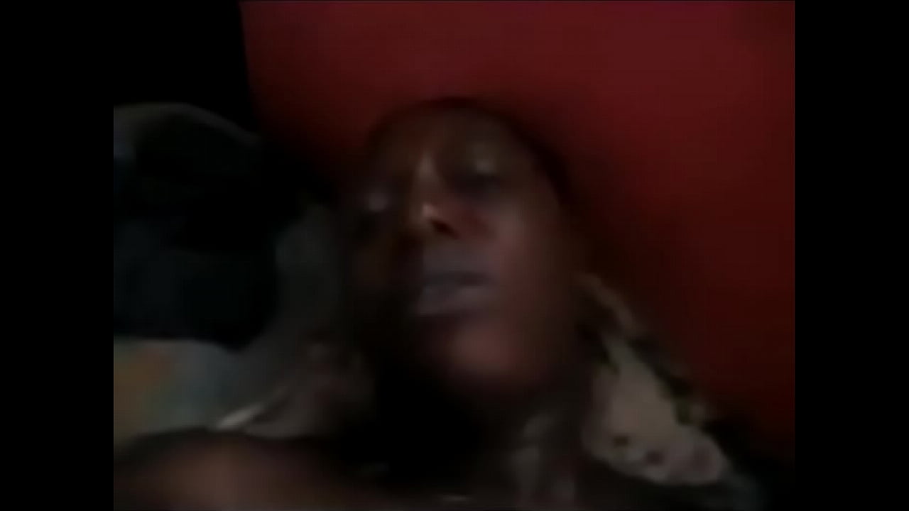 Married Liberian woman fucking.MOV