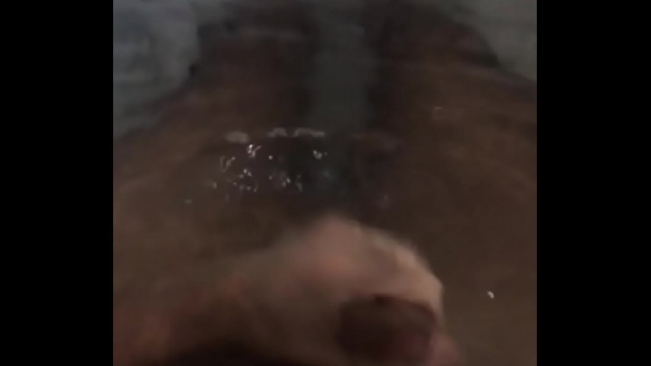 Jerking in bath