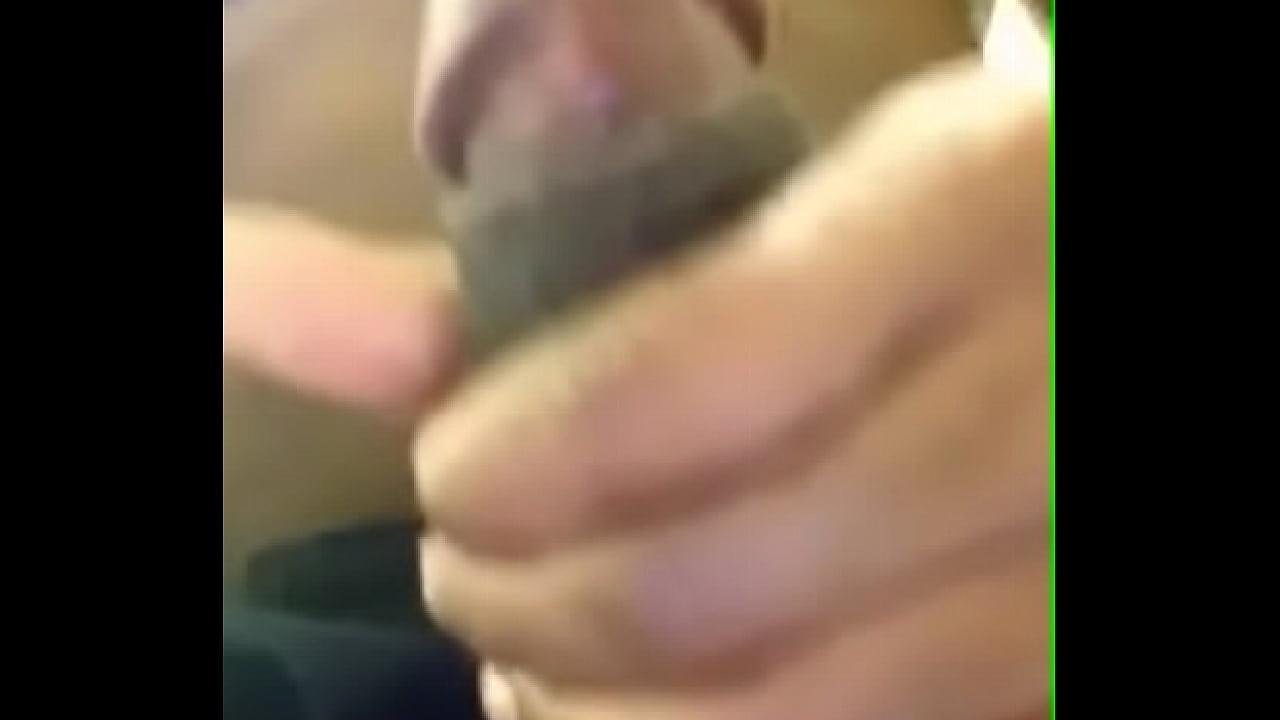 horny af just jerking my dick