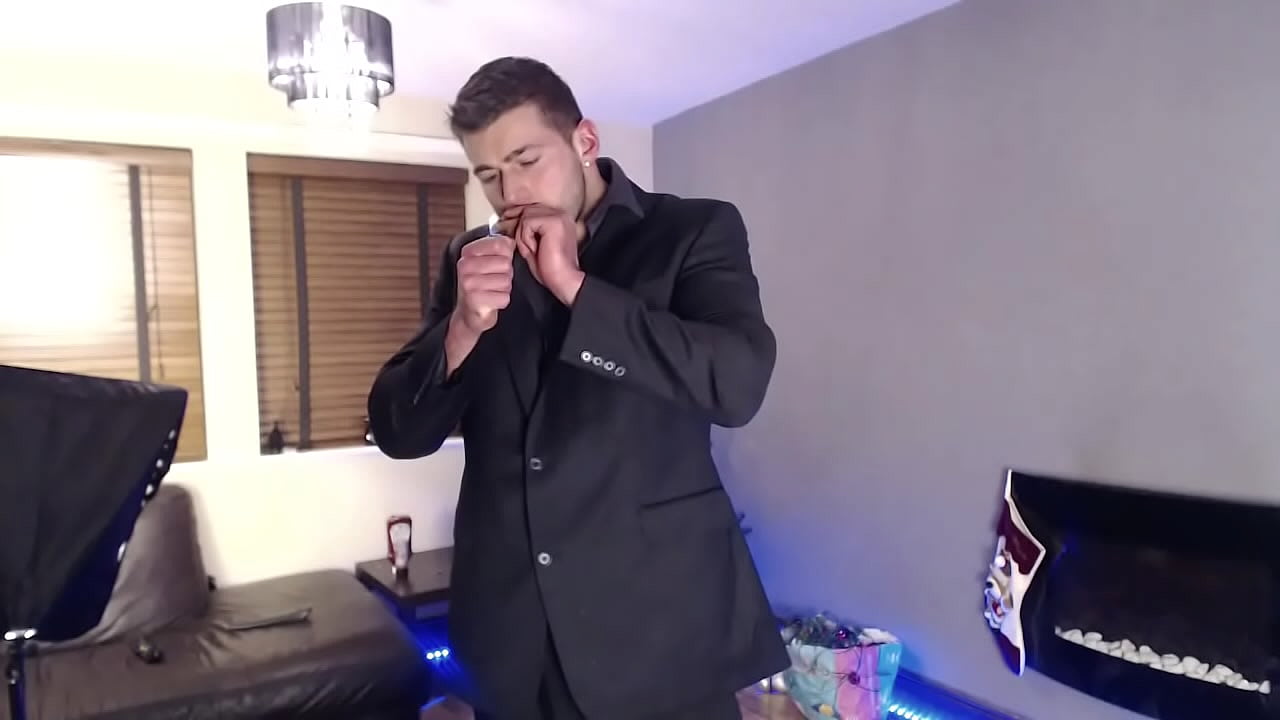 MASTER CIGAR SMOKING FETISH