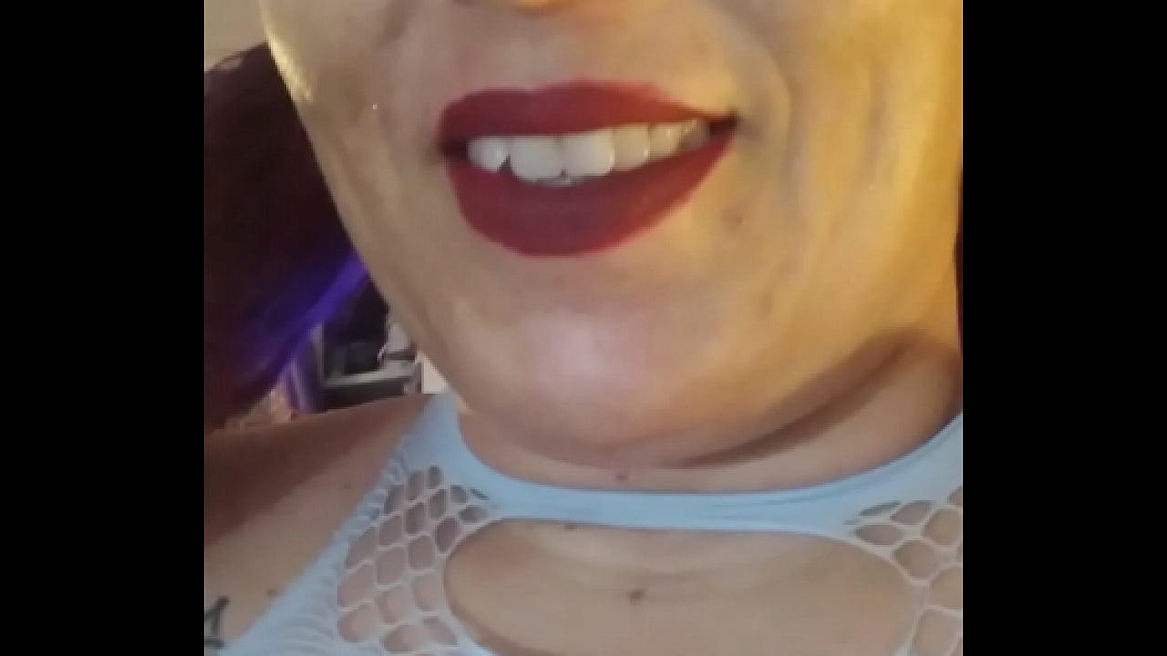 Bouncing my pierced big boobs