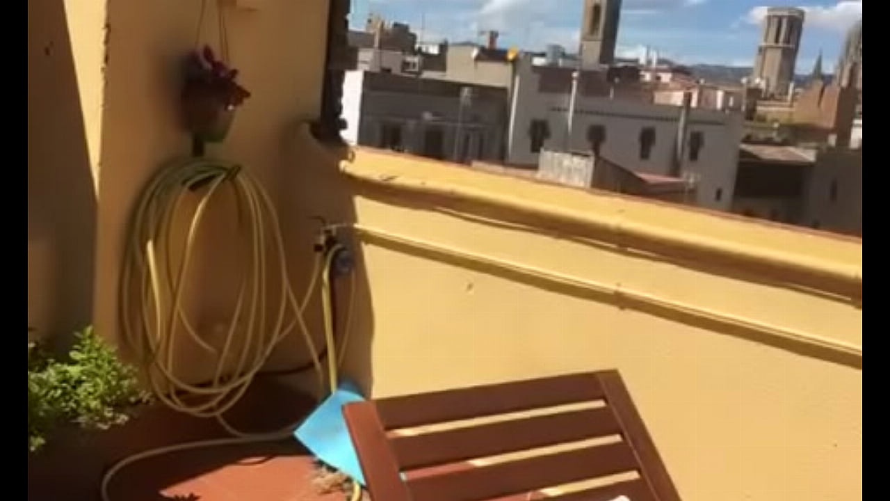 Follando en la terraza