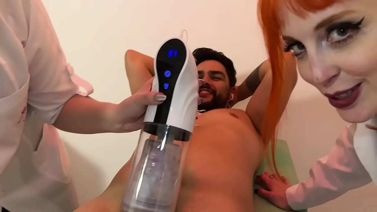 Two hot dommes make Hex cum with powerful toy from XSpaceCup