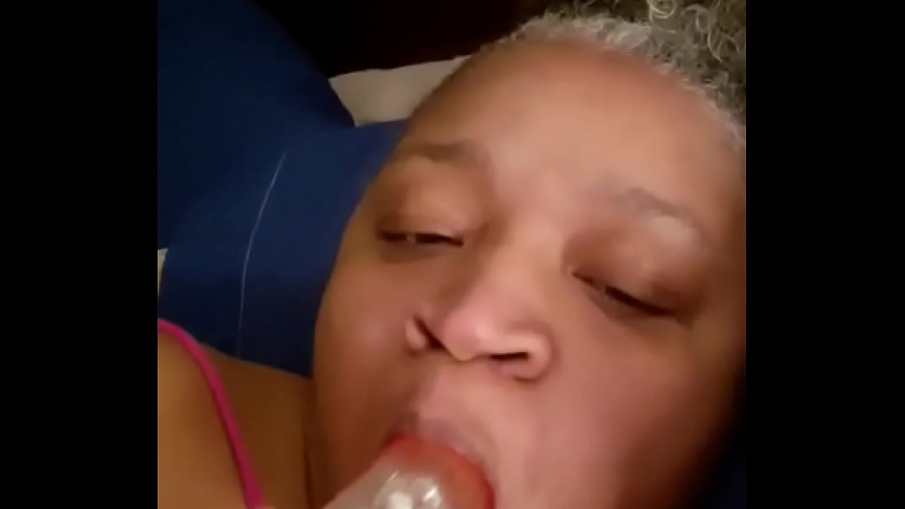 Fatty sucking dildo