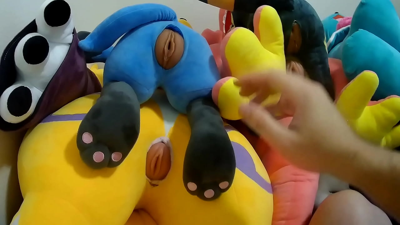 Plush Creampie Orgy with 6 Plushies