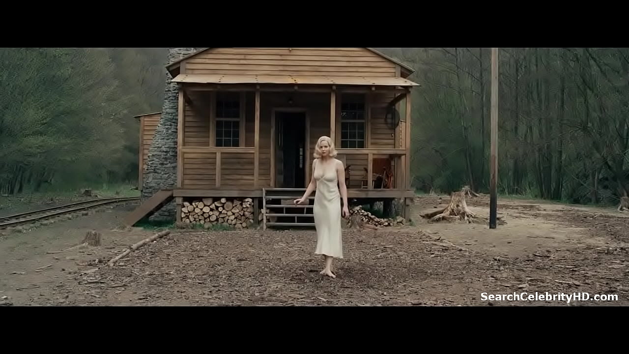 Jennifer Lawrence in Serena 2016