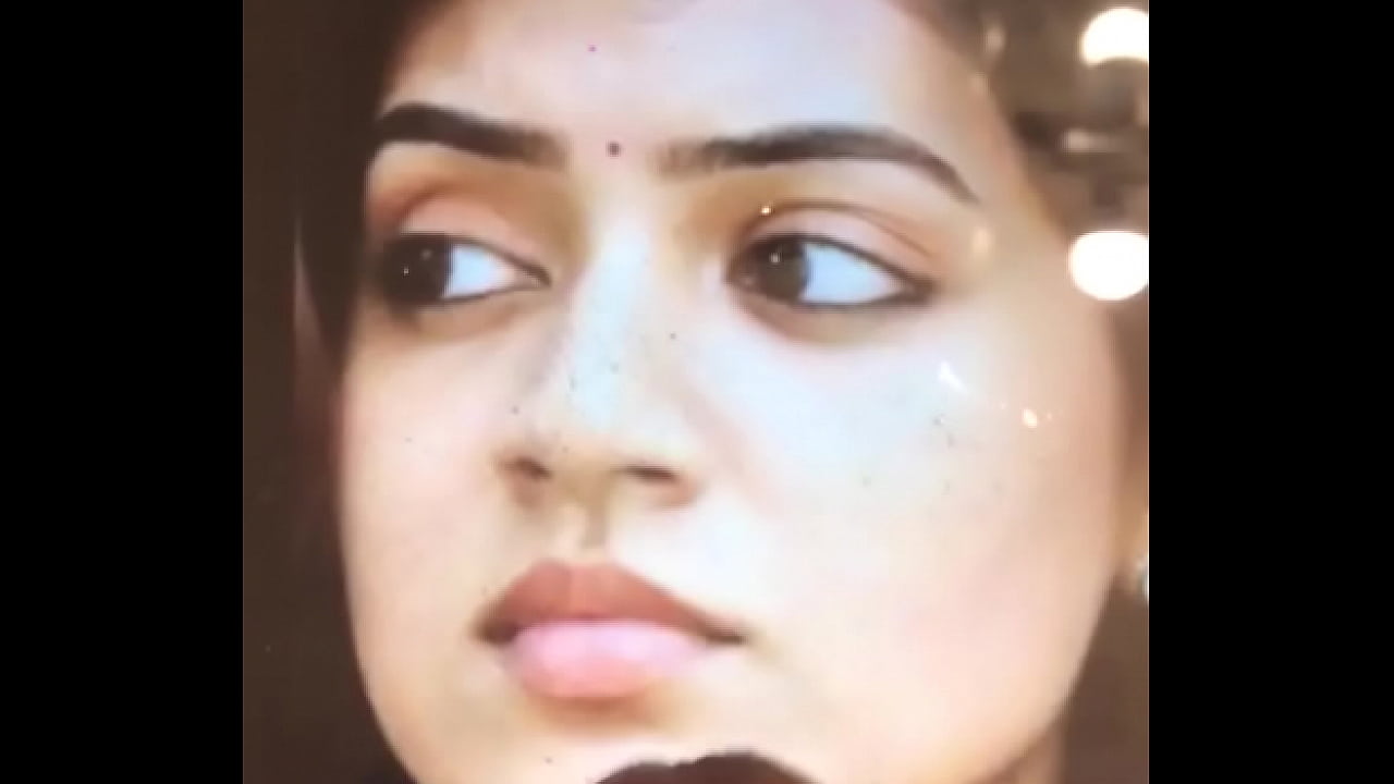 Nazriya cumshot on face