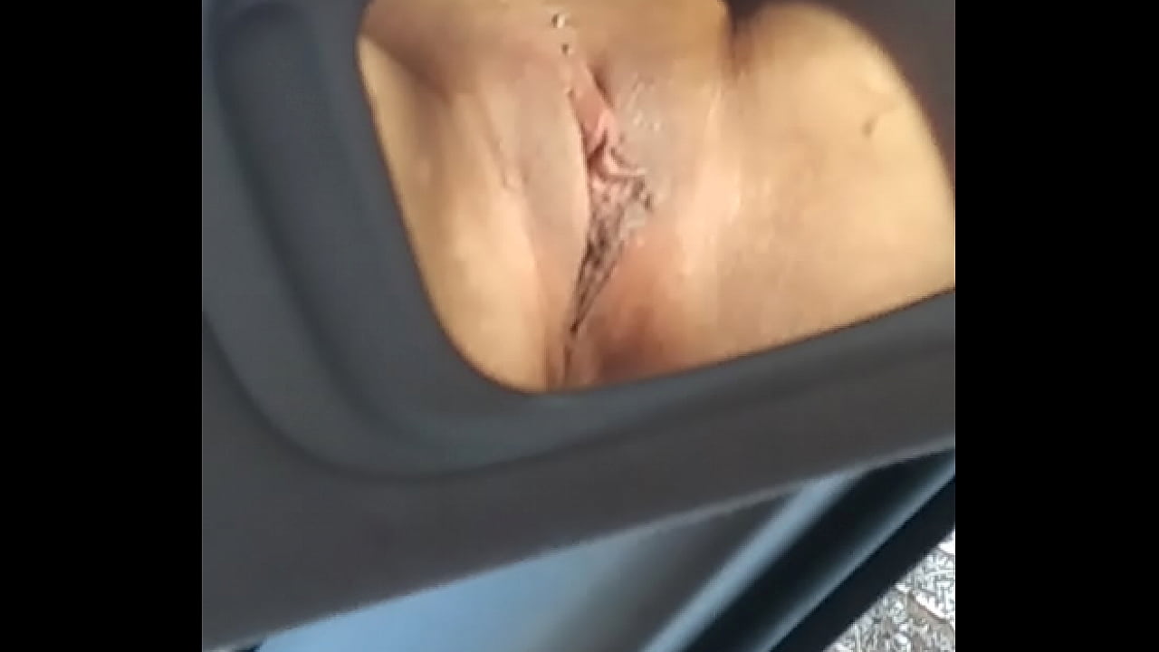 Fingering fiance in car