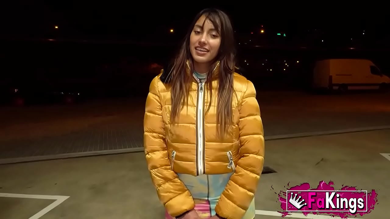 Amazing night of PUBLIC fun from an incredibly hot Mexican girl