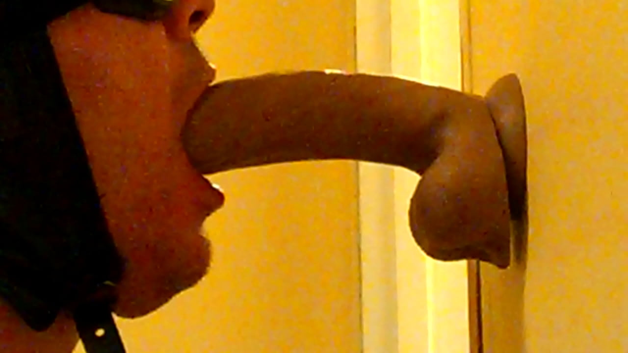 dildo deepthroat gay