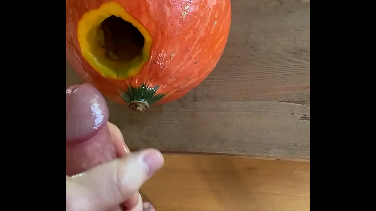 Big Dick Fucking a pumpkin
