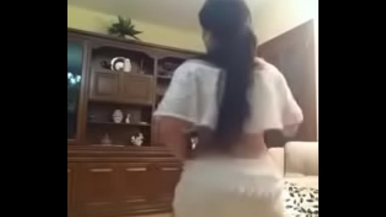 Indian girl sexy dance