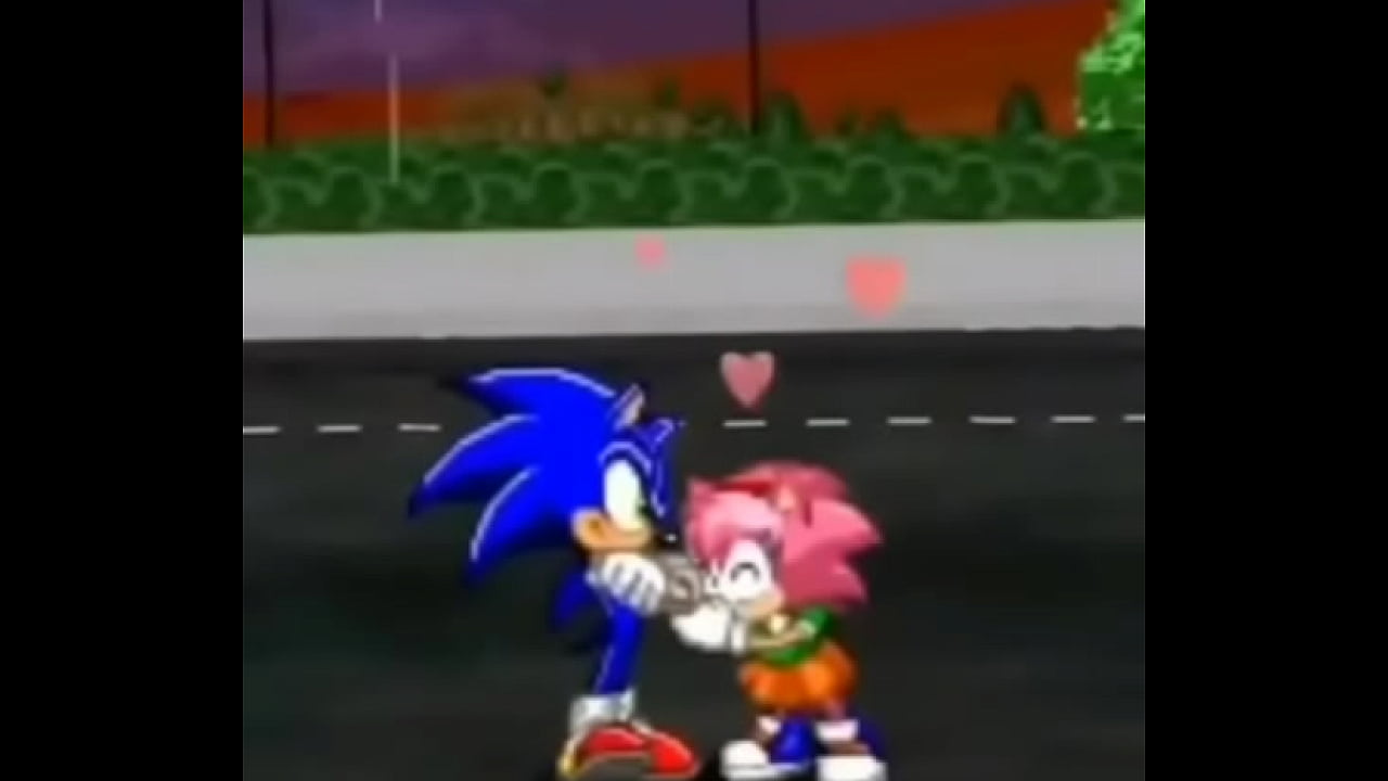 Sonic hits Amy harder waos x